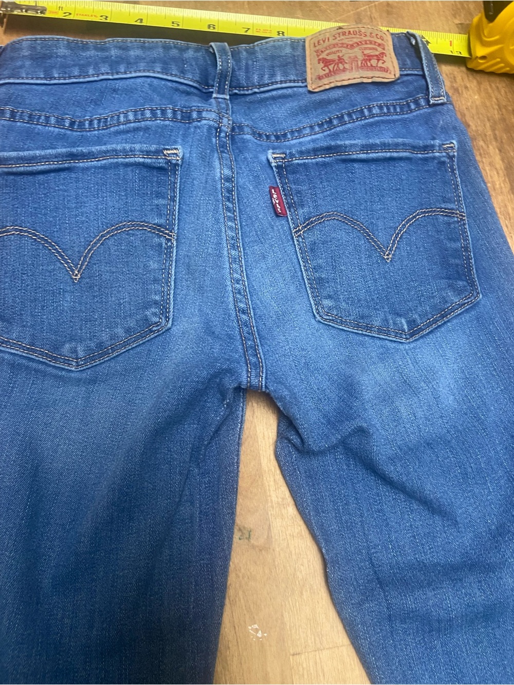 Levi's Women's Skinny Jeans in Blue Denim - Picture 8 of 8